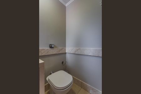 Casa de condomínio à venda com 271m², 3 quartos e 2 vagas Casa de condomínio à venda com 271m², 3 quartos e 2 vagasBanheiro