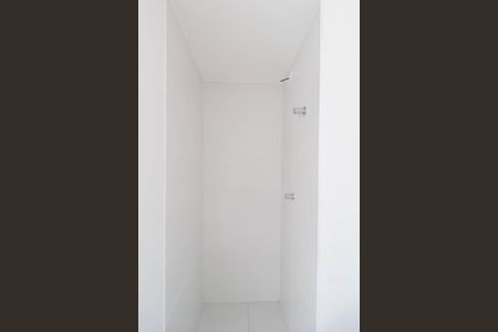 Apartamento para alugar com 34m², 2 quartos e sem vagaBanheiro