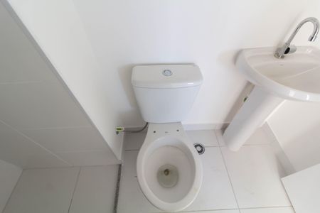 Apartamento para alugar com 34m², 2 quartos e sem vagaBanheiro