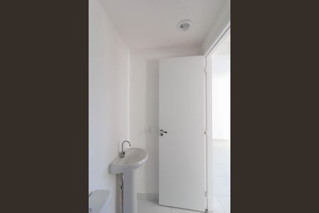 Apartamento para alugar com 34m², 2 quartos e sem vagaBanheiro