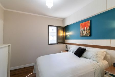 Apartamento à venda com 100m², 3 quartos e 5 vagas Apartamento à venda com 100m², 3 quartos e 5 vagasSuíte