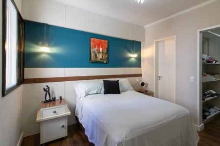 Apartamento à venda com 100m², 3 quartos e 5 vagas Apartamento à venda com 100m², 3 quartos e 5 vagasSuíte