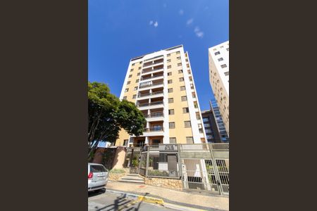 Apartamento à venda com 100m², 3 quartos e 5 vagas Apartamento à venda com 100m², 3 quartos e 5 vagasFachada