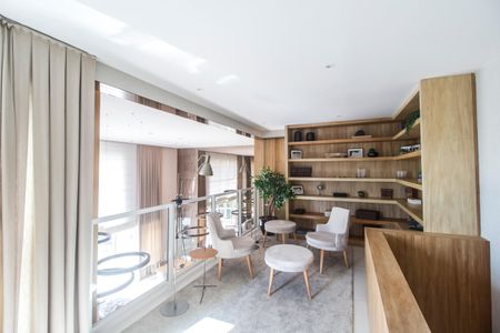 Apartamento à venda com 338m², 4 quartos e 4 vagasEscritório