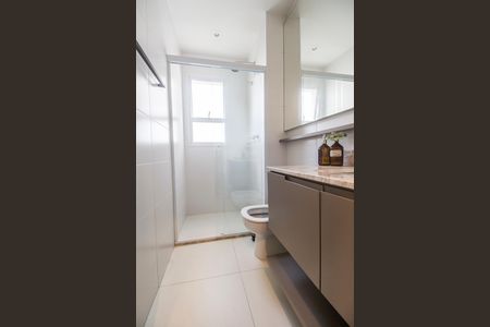 Apartamento à venda com 338m², 4 quartos e 4 vagasBanheiro da Suíte 4