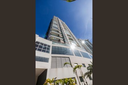 Apartamento à venda com 338m², 4 quartos e 4 vagasFachada