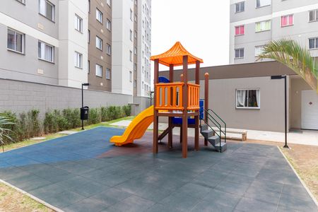 Apartamento para alugar com 27m², 1 quarto e sem vaga Apartamento para alugar com 27m², 1 quarto e sem vagaÁrea comum - Playground