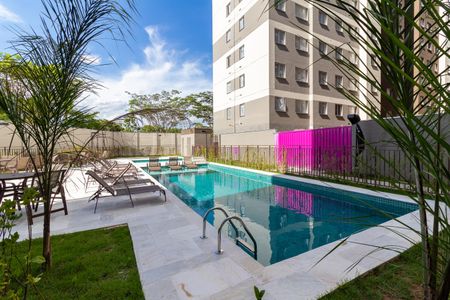 Apartamento para alugar com 27m², 1 quarto e sem vaga Apartamento para alugar com 27m², 1 quarto e sem vagaÁrea comum - Piscina