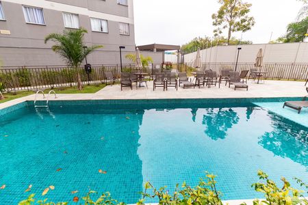 Apartamento para alugar com 27m², 1 quarto e sem vaga Apartamento para alugar com 27m², 1 quarto e sem vagaÁrea comum - Piscina