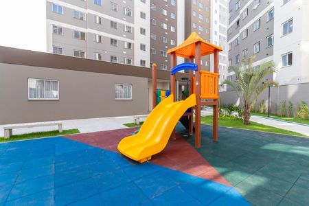 Apartamento para alugar com 27m², 1 quarto e sem vaga Apartamento para alugar com 27m², 1 quarto e sem vagaÁrea comum - Playground