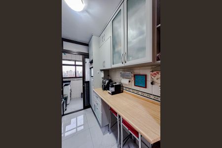 Apartamento à venda com 60m², 2 quartos e 2 vagasCozinha