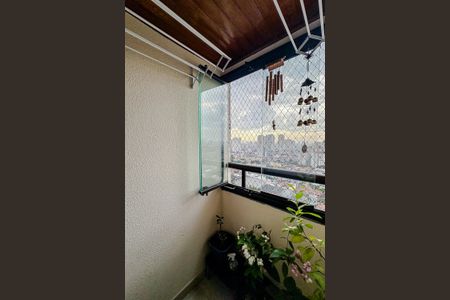 Apartamento à venda com 60m², 2 quartos e 2 vagasVaranda da Suíte