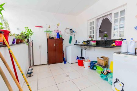 Casa à venda com 270m², 3 quartos e 6 vagasÁrea de Serviço