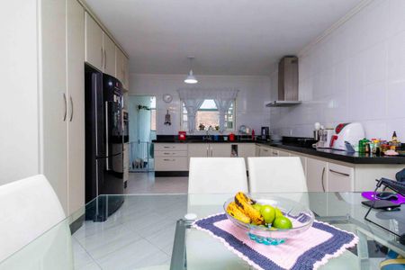 Casa à venda com 270m², 3 quartos e 6 vagasCozinha