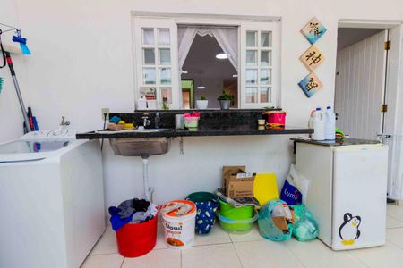 Casa à venda com 270m², 3 quartos e 6 vagasÁrea de Serviço