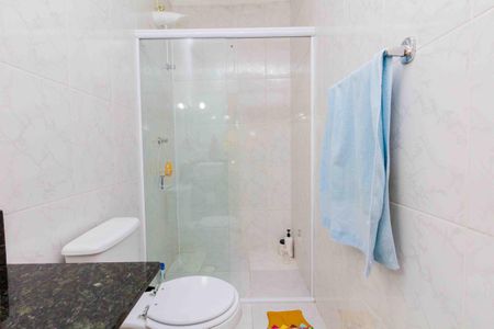 Casa à venda com 270m², 3 quartos e 6 vagasBanheiro da Suíte 2