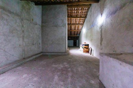 Casa à venda com 270m², 3 quartos e 6 vagasSotão