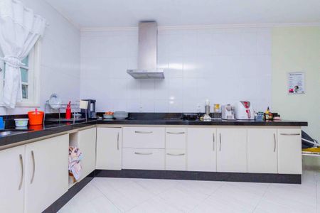 Casa à venda com 270m², 3 quartos e 6 vagasCozinha