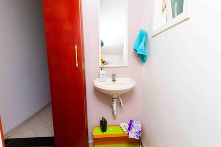 Casa à venda com 270m², 3 quartos e 6 vagasBanheiro 1