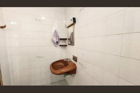 Casa à venda com 224m², 5 quartos e 2 vagasBanheiro 1