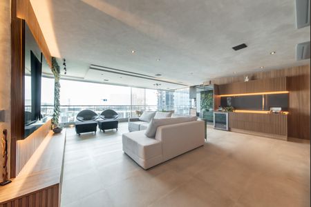 Apartamento à venda com 197m², 3 quartos e 3 vagas Apartamento à venda com 197m², 3 quartos e 3 vagasSala