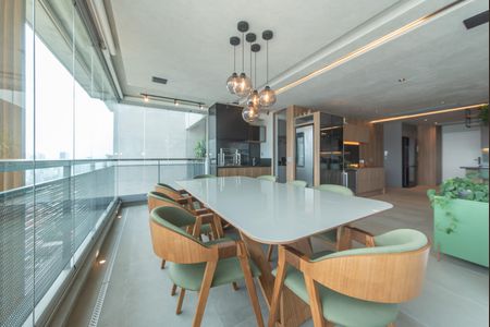 Apartamento à venda com 197m², 3 quartos e 3 vagas Apartamento à venda com 197m², 3 quartos e 3 vagasSala - Varanda Gourmet