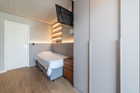 Apartamento à venda com 197m², 3 quartos e 3 vagas Apartamento à venda com 197m², 3 quartos e 3 vagasSuíte 2