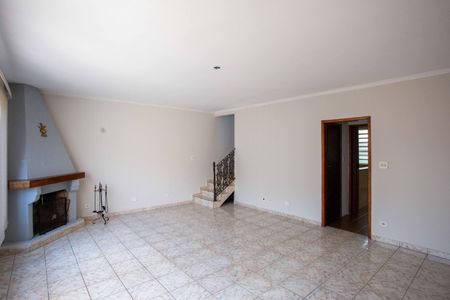 Casa à venda com 325m², 3 quartos e 3 vagasSala