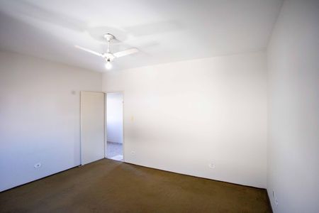 Casa à venda com 325m², 3 quartos e 3 vagasQuarto 3