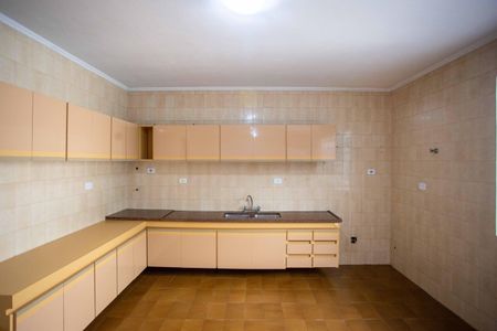 Casa à venda com 325m², 3 quartos e 3 vagasCozinha