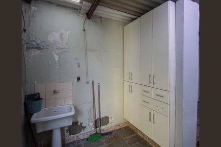 Casa à venda com 325m², 3 quartos e 3 vagasÁrea de Serviço