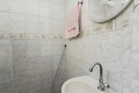 Casa à venda com 250m², 2 quartos e 5 vagas Casa à venda com 250m², 2 quartos e 5 vagasBanheiro da Suíte