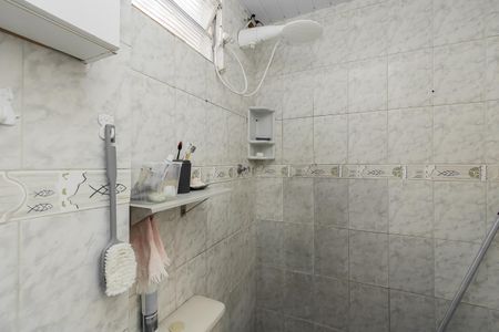 Casa à venda com 250m², 2 quartos e 5 vagas Casa à venda com 250m², 2 quartos e 5 vagasBanheiro da Suíte