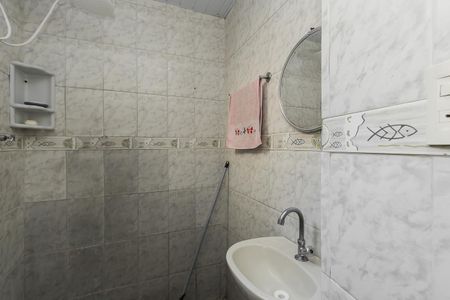 Casa à venda com 250m², 2 quartos e 5 vagas Casa à venda com 250m², 2 quartos e 5 vagasBanheiro da Suíte