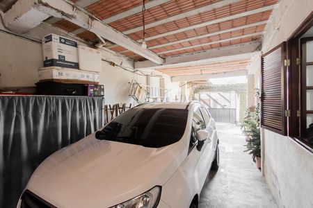 Casa à venda com 250m², 2 quartos e 5 vagas Casa à venda com 250m², 2 quartos e 5 vagasGaragem