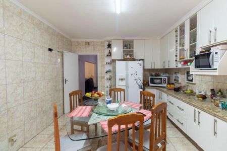 Casa à venda com 550m², 4 quartos e 4 vagas Casa à venda com 550m², 4 quartos e 4 vagasCozinha