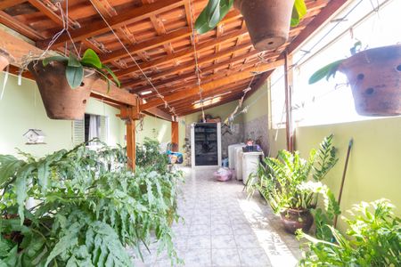 Casa à venda com 550m², 4 quartos e 4 vagas Casa à venda com 550m², 4 quartos e 4 vagasLavanderia