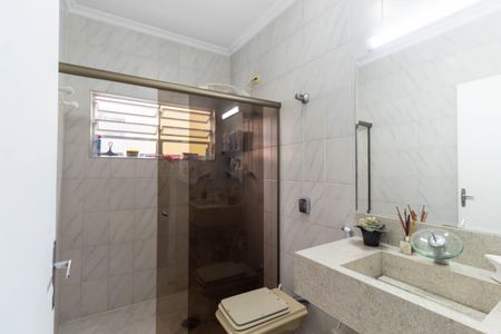 Casa à venda com 550m², 4 quartos e 4 vagas Casa à venda com 550m², 4 quartos e 4 vagasBanheiro 2