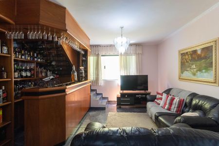 Casa à venda com 550m², 4 quartos e 4 vagas Casa à venda com 550m², 4 quartos e 4 vagasSala