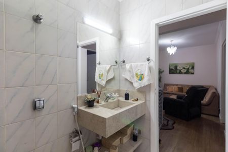 Casa à venda com 550m², 4 quartos e 4 vagas Casa à venda com 550m², 4 quartos e 4 vagasBanheiro 2