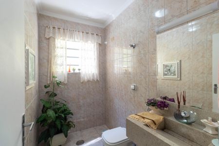 Casa à venda com 550m², 4 quartos e 4 vagas Casa à venda com 550m², 4 quartos e 4 vagasLavabo