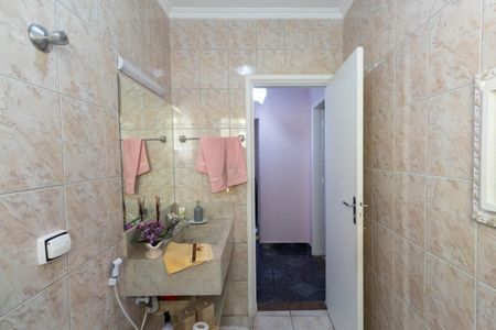 Casa à venda com 550m², 4 quartos e 4 vagas Casa à venda com 550m², 4 quartos e 4 vagasLavabo