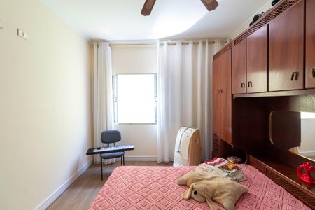 Casa à venda com 550m², 4 quartos e 4 vagas Casa à venda com 550m², 4 quartos e 4 vagasQuarto 3