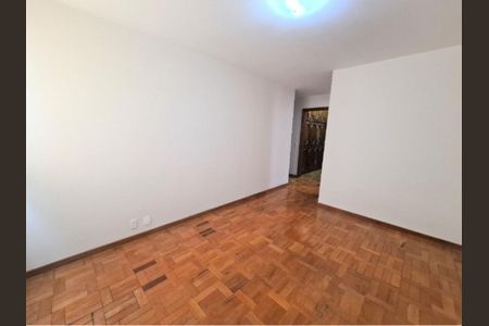 Apartamento à venda com 240m², 3 quartos e 3 vagasFoto 01
