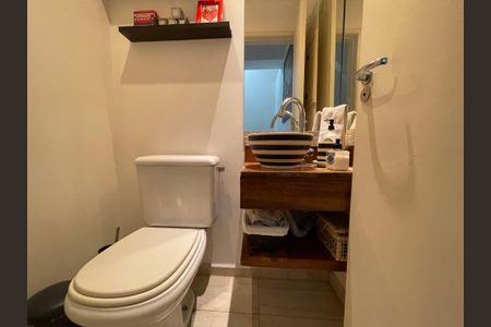 Casa de condomínio à venda com 144m², 2 quartos e 1 vaga Casa de condomínio à venda com 144m², 2 quartos e 1 vagaLavabo