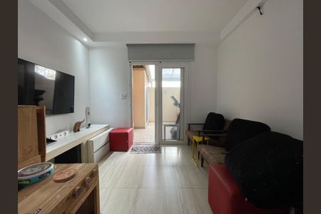 Casa de condomínio à venda com 144m², 2 quartos e 1 vaga Casa de condomínio à venda com 144m², 2 quartos e 1 vagaSala de TV