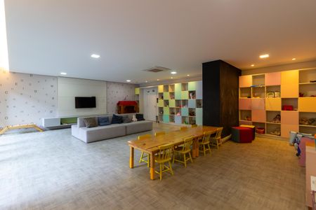 Apartamento para alugar com 150m², 3 quartos e 2 vagasÁrea Comum - Brinquedoteca