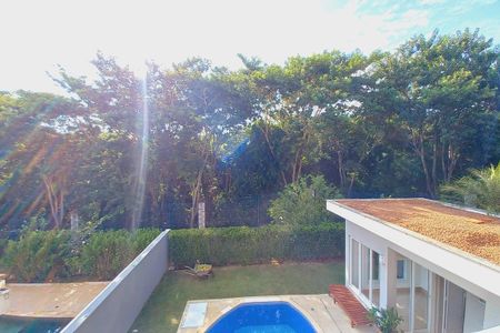 Casa de condomínio à venda com 325m², 5 quartos e 4 vagasVista da Suíte 2