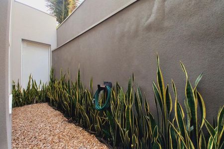 Casa de condomínio à venda com 325m², 5 quartos e 4 vagasVista da Sala