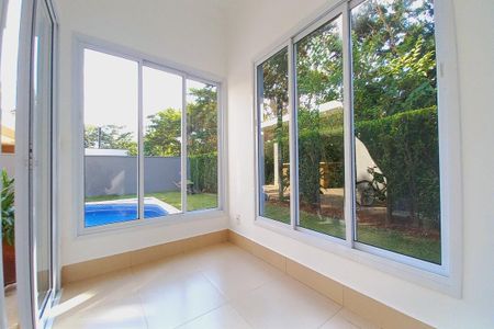 Casa de condomínio à venda com 325m², 5 quartos e 4 vagasÁrea comum - Academia